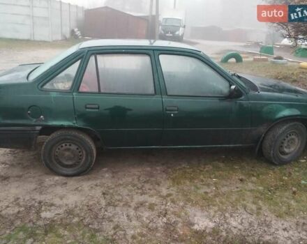 Зеленый Опель Кадет, объемом двигателя 1.6 л и пробегом 350 тыс. км за 600 $, фото 2 на Automoto.ua