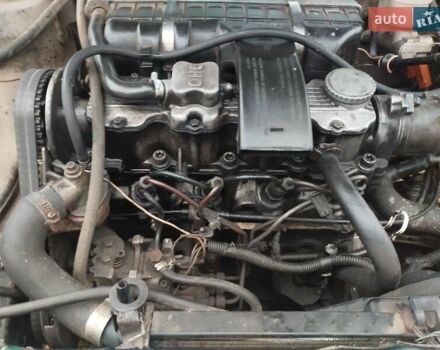 Зеленый Опель Кадет, объемом двигателя 1.6 л и пробегом 350 тыс. км за 600 $, фото 6 на Automoto.ua