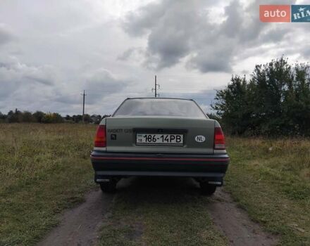 Зеленый Опель Кадет, объемом двигателя 1.3 л и пробегом 175 тыс. км за 1699 $, фото 4 на Automoto.ua
