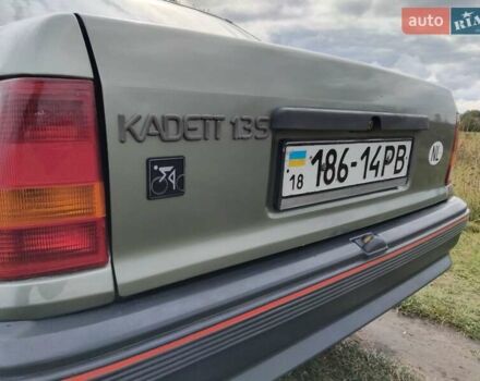 Зеленый Опель Кадет, объемом двигателя 1.3 л и пробегом 175 тыс. км за 1699 $, фото 31 на Automoto.ua