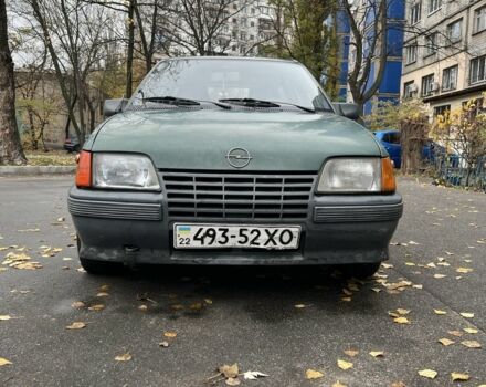 Зеленый Опель Кадет, объемом двигателя 1.6 л и пробегом 200 тыс. км за 1500 $, фото 7 на Automoto.ua