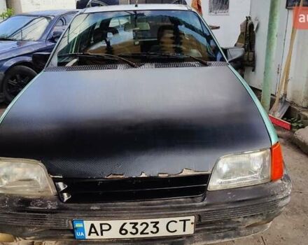 Зеленый Опель Кадет, объемом двигателя 1.4 л и пробегом 300 тыс. км за 800 $, фото 5 на Automoto.ua