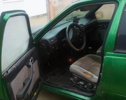 Зелений Опель Кадет, об'ємом двигуна 0 л та пробігом 400 тис. км за 300 $, фото 2 на Automoto.ua