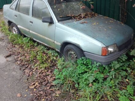 Опель Кадет 1987 в Житомире на Automoto.ua Зеленый Опель Кадет, объемом двигателя 0 л и пробегом 10 тыс. км за 239 $, фото 1 на Automoto.ua