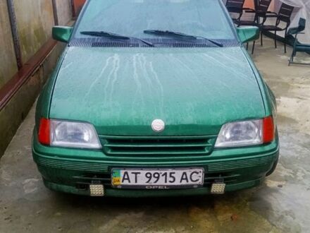 Зеленый Опель Кадет, объемом двигателя 0 л и пробегом 400 тыс. км за 300 $, фото 1 на Automoto.ua