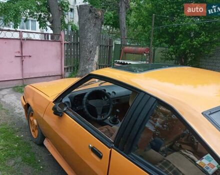 Желтый Опель Манта, объемом двигателя 1.96 л и пробегом 320 тыс. км за 2700 $, фото 1 на Automoto.ua