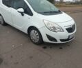 Белый Опель Мерива, объемом двигателя 1.2 л и пробегом 248 тыс. км за 5200 $, фото 6 на Automoto.ua