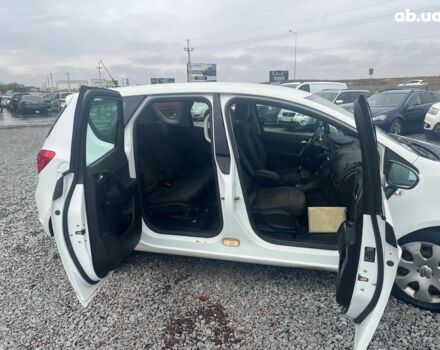 Білий Опель Меріва, об'ємом двигуна 1.7 л та пробігом 210 тис. км за 5590 $, фото 16 на Automoto.ua