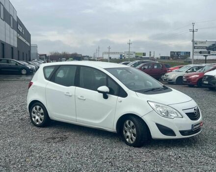 Белый Опель Мерива, объемом двигателя 1.7 л и пробегом 210 тыс. км за 5590 $, фото 9 на Automoto.ua