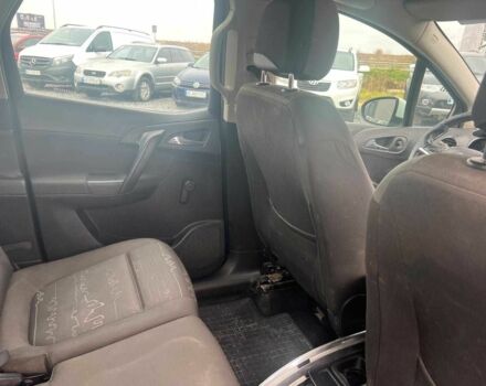 Белый Опель Мерива, объемом двигателя 1.7 л и пробегом 210 тыс. км за 5590 $, фото 17 на Automoto.ua