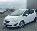 Белый Опель Мерива, объемом двигателя 1.7 л и пробегом 210 тыс. км за 5590 $, фото 1 на Automoto.ua