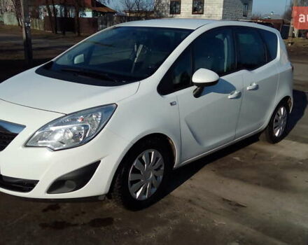 Белый Опель Мерива, объемом двигателя 1.2 л и пробегом 230 тыс. км за 7499 $, фото 1 на Automoto.ua