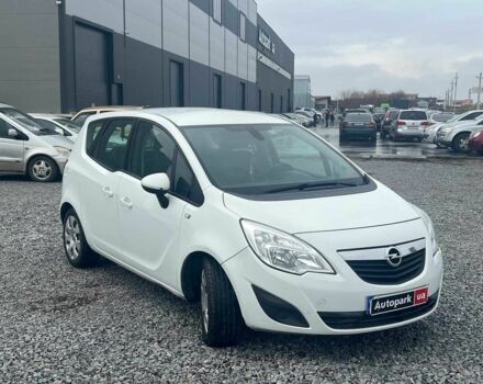 Белый Опель Мерива, объемом двигателя 1.7 л и пробегом 210 тыс. км за 5590 $, фото 10 на Automoto.ua