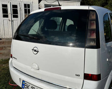 Білий Опель Меріва, об'ємом двигуна 1.6 л та пробігом 274 тис. км за 4500 $, фото 1 на Automoto.ua