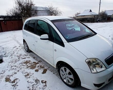Белый Опель Мерива, объемом двигателя 1.4 л и пробегом 196 тыс. км за 4500 $, фото 5 на Automoto.ua
