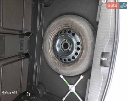 Белый Опель Мерива, объемом двигателя 1.2 л и пробегом 248 тыс. км за 5899 $, фото 15 на Automoto.ua