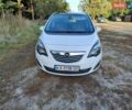 Белый Опель Мерива, объемом двигателя 1.69 л и пробегом 85 тыс. км за 8800 $, фото 1 на Automoto.ua