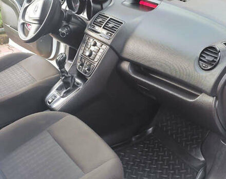 Білий Опель Меріва, об'ємом двигуна 1.3 л та пробігом 241 тис. км за 6500 $, фото 5 на Automoto.ua