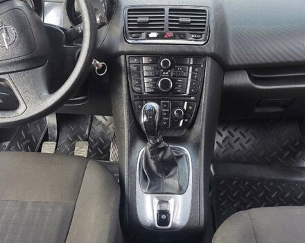 Білий Опель Меріва, об'ємом двигуна 1.3 л та пробігом 241 тис. км за 6500 $, фото 7 на Automoto.ua