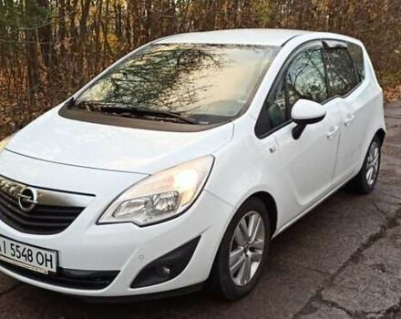 Белый Опель Мерива, объемом двигателя 1.69 л и пробегом 340 тыс. км за 6000 $, фото 8 на Automoto.ua