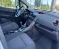 Білий Опель Меріва, об'ємом двигуна 1.2 л та пробігом 306 тис. км за 3650 $, фото 19 на Automoto.ua