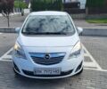 Белый Опель Мерива, объемом двигателя 1.4 л и пробегом 202 тыс. км за 6700 $, фото 1 на Automoto.ua