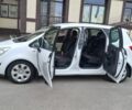 Белый Опель Мерива, объемом двигателя 1.2 л и пробегом 208 тыс. км за 6500 $, фото 8 на Automoto.ua