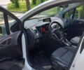Белый Опель Мерива, объемом двигателя 1.69 л и пробегом 295 тыс. км за 6900 $, фото 10 на Automoto.ua