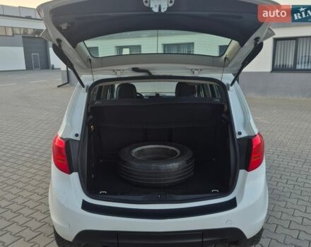 Білий Опель Меріва, об'ємом двигуна 1.4 л та пробігом 250 тис. км за 5100 $, фото 7 на Automoto.ua