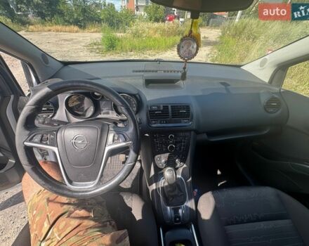 Білий Опель Меріва, об'ємом двигуна 1.2 л та пробігом 208 тис. км за 6500 $, фото 11 на Automoto.ua