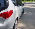 Белый Опель Мерива, объемом двигателя 1.69 л и пробегом 295 тыс. км за 6900 $, фото 5 на Automoto.ua