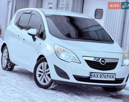 Білий Опель Меріва, об'ємом двигуна 1.7 л та пробігом 240 тис. км за 6700 $, фото 17 на Automoto.ua