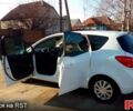 Білий Опель Меріва, об'ємом двигуна 1.2 л та пробігом 220 тис. км за 7500 $, фото 7 на Automoto.ua
