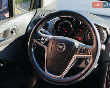 Белый Опель Мерива, объемом двигателя 1.69 л и пробегом 245 тыс. км за 6800 $, фото 46 на Automoto.ua