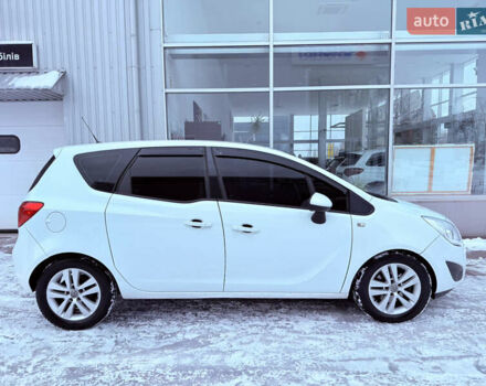 Білий Опель Меріва, об'ємом двигуна 1.7 л та пробігом 240 тис. км за 6700 $, фото 45 на Automoto.ua