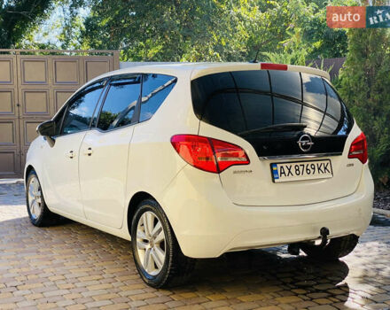 Белый Опель Мерива, объемом двигателя 1.69 л и пробегом 245 тыс. км за 6800 $, фото 45 на Automoto.ua