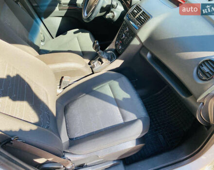 Белый Опель Мерива, объемом двигателя 1.69 л и пробегом 245 тыс. км за 6800 $, фото 28 на Automoto.ua