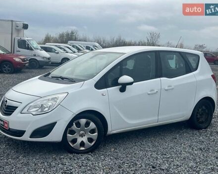 Білий Опель Меріва, об'ємом двигуна 1.7 л та пробігом 210 тис. км за 5590 $, фото 4 на Automoto.ua