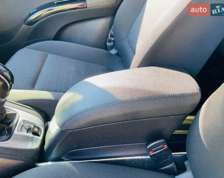 Белый Опель Мерива, объемом двигателя 1.69 л и пробегом 245 тыс. км за 6800 $, фото 48 на Automoto.ua