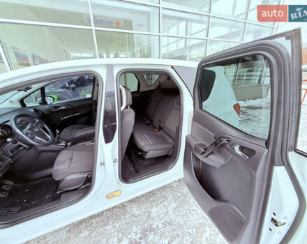 Білий Опель Меріва, об'ємом двигуна 1.7 л та пробігом 240 тис. км за 6700 $, фото 3 на Automoto.ua