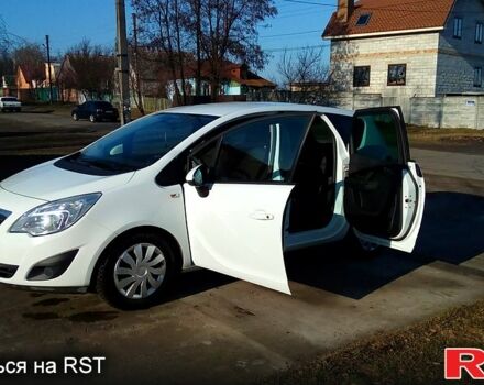 Білий Опель Меріва, об'ємом двигуна 1.2 л та пробігом 220 тис. км за 7500 $, фото 6 на Automoto.ua