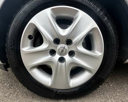 Белый Опель Мерива, объемом двигателя 1.6 л и пробегом 198 тыс. км за 8500 $, фото 7 на Automoto.ua