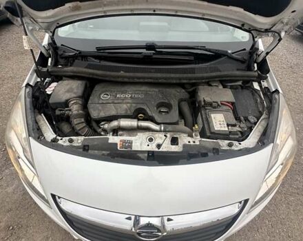 Белый Опель Мерива, объемом двигателя 1.6 л и пробегом 198 тыс. км за 8500 $, фото 31 на Automoto.ua