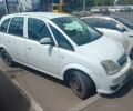 Белый Опель Мерива, объемом двигателя 1.3 л и пробегом 200 тыс. км за 3800 $, фото 9 на Automoto.ua