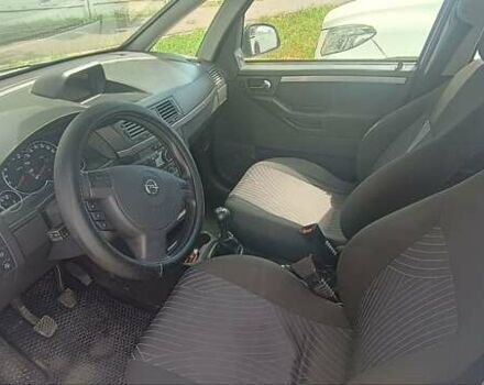 Белый Опель Мерива, объемом двигателя 1.3 л и пробегом 200 тыс. км за 3800 $, фото 7 на Automoto.ua