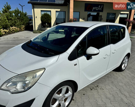 Белый Опель Мерива, объемом двигателя 1.7 л и пробегом 265 тыс. км за 5200 $, фото 7 на Automoto.ua