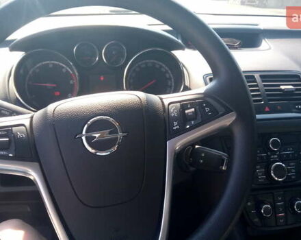 Белый Опель Мерива, объемом двигателя 1.25 л и пробегом 225 тыс. км за 7200 $, фото 6 на Automoto.ua