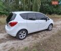 Белый Опель Мерива, объемом двигателя 1.69 л и пробегом 180 тыс. км за 7000 $, фото 10 на Automoto.ua