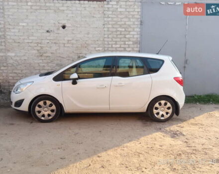 Белый Опель Мерива, объемом двигателя 1.25 л и пробегом 225 тыс. км за 7200 $, фото 8 на Automoto.ua