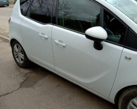 Белый Опель Мерива, объемом двигателя 1.2 л и пробегом 115 тыс. км за 6500 $, фото 9 на Automoto.ua